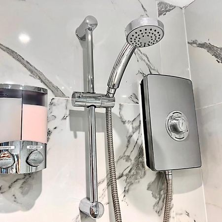 Modern Studio In City Centre Саутхамптън Екстериор снимка