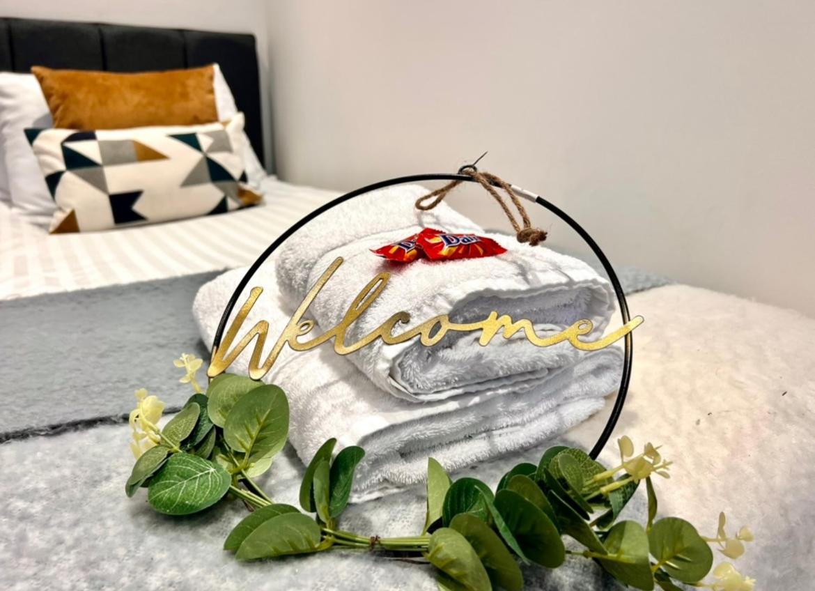 Modern Studio In City Centre Саутхамптън Екстериор снимка