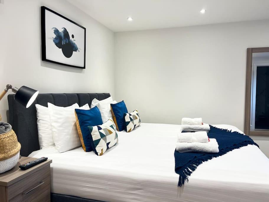 Modern Studio In City Centre Саутхамптън Екстериор снимка