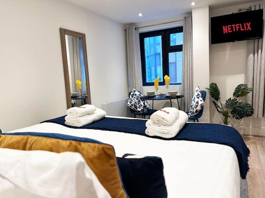 Modern Studio In City Centre Саутхамптън Екстериор снимка