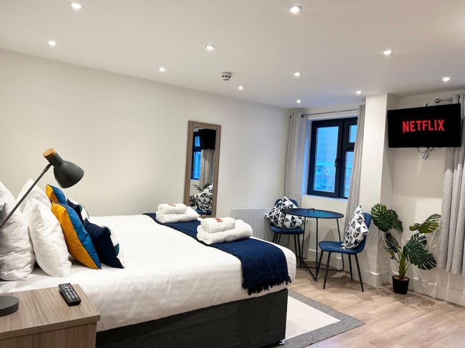 Modern Studio In City Centre Саутхамптън Екстериор снимка